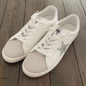 White Sneakers with Silver Star Accent
